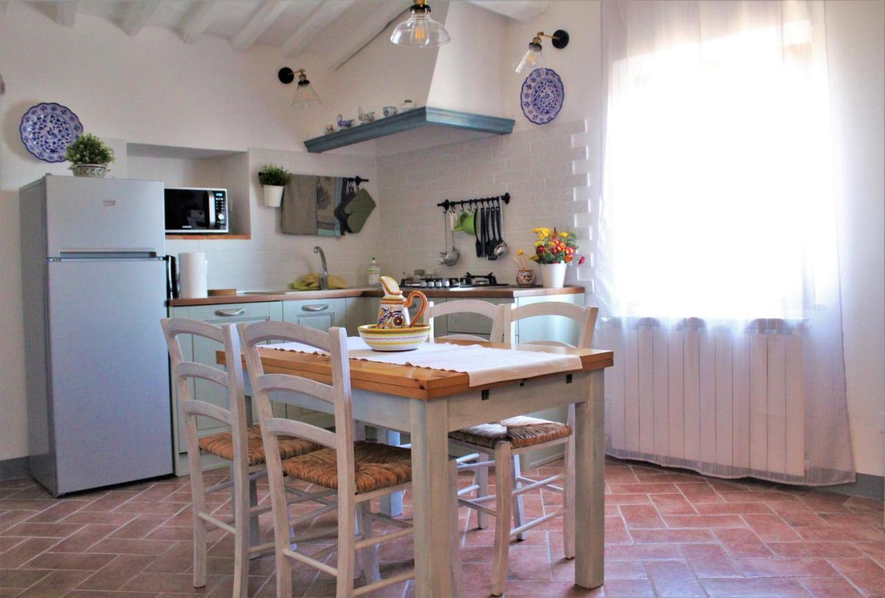 San Domenico Central Apt San Gimignano Eksteriør billede